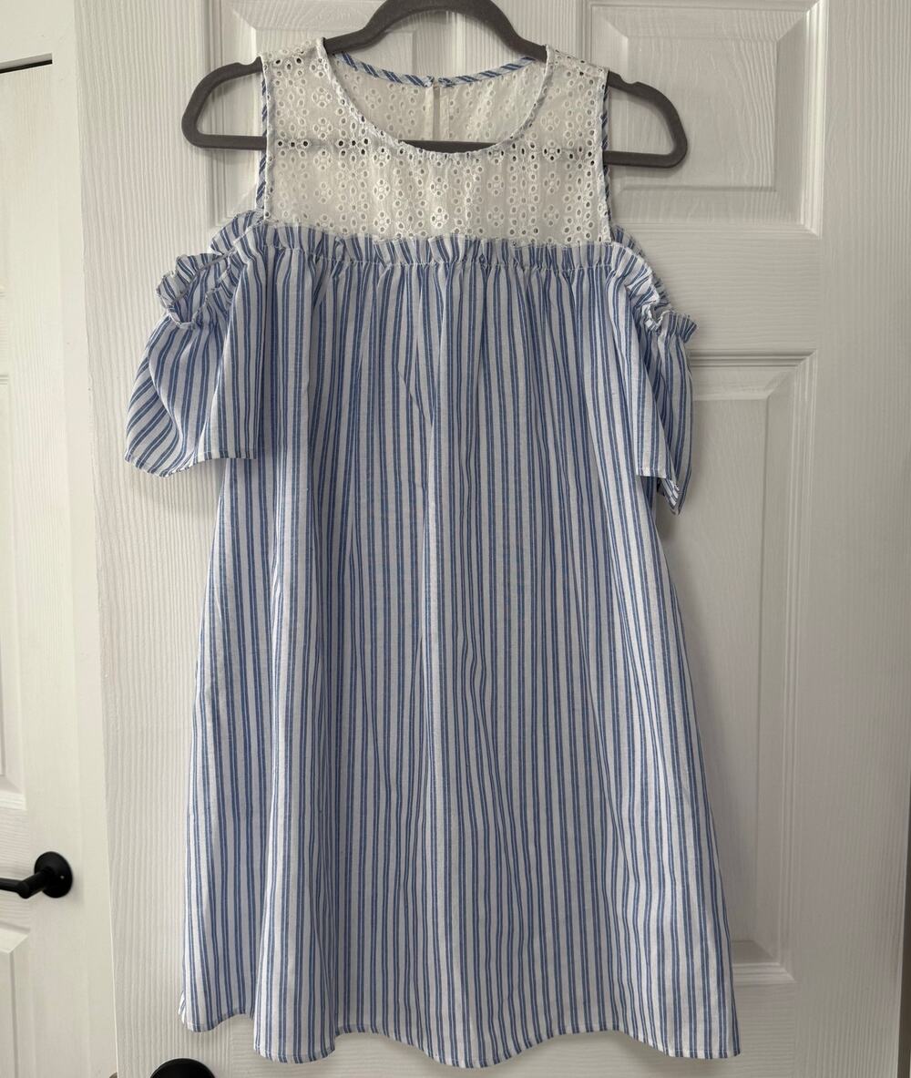 Andree by Unit New Women's Striped Pockets Cold Shoulder Dress Size Medium